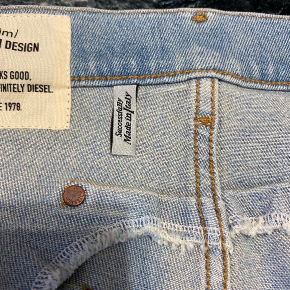 Diesel Faded Blue Men's Straight Jeans - Picture 10 of 16